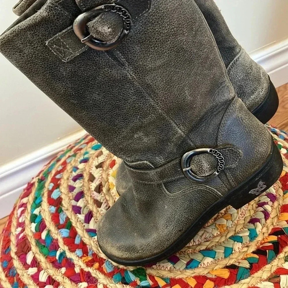 NWT Alegria distressed  leather boots - Picture 4 of 6